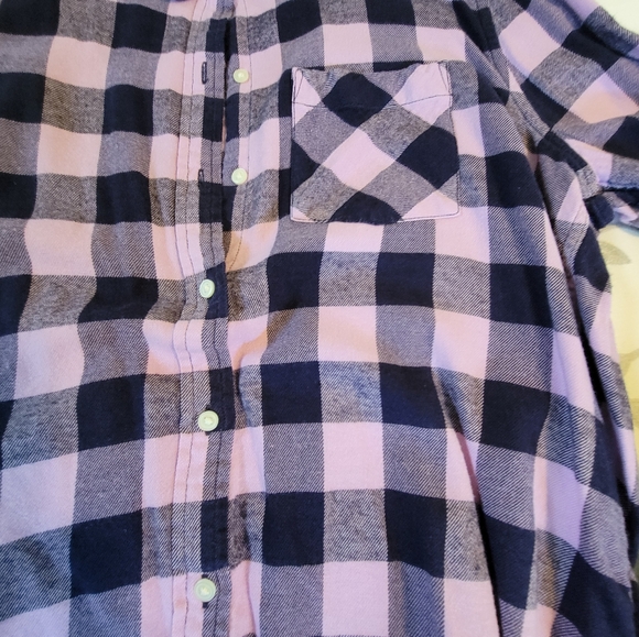 4 Gap Brushed Cotton Shirts - Picture 6 of 11